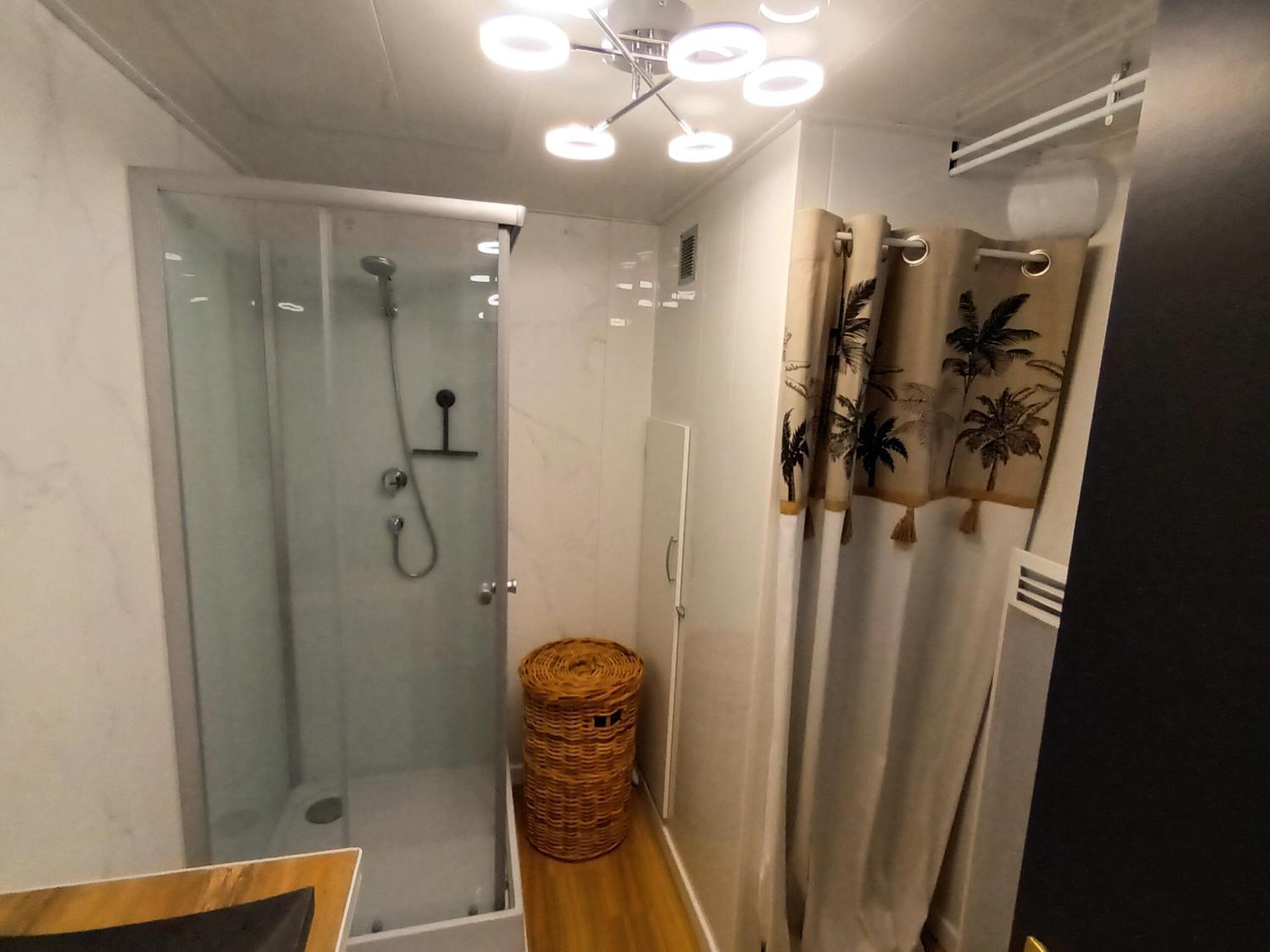 Appartement Tout Confort Le Fresne-Camilly エクステリア 写真