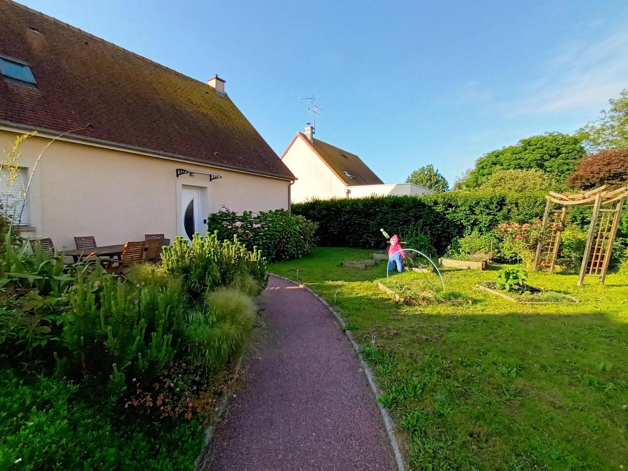 Appartement Tout Confort Le Fresne-Camilly エクステリア 写真